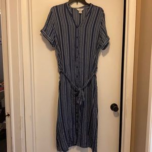 Like New Short Sleeved Blue Striped Dress